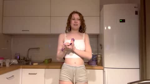 Hello My name is Sarah im new model here and little but shy. online show from 12-22-25, 04:48