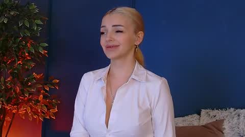 DeeaVIP online show from 04-03-26, 05:27