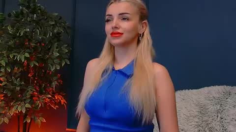 DeeaVIP online show from 04-24-26, 05:21