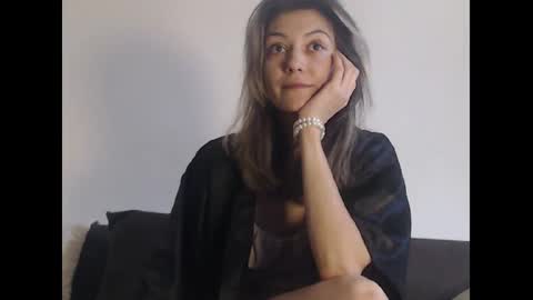 Deelightfull online show from 01-20-25, 11:56