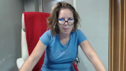 Snapshot of deepintoyourmind chatting on 09-30-25, 08:52 hi guys i m a cute milf i m here for good time and nice people pls be respectfool and enjoy me online show from 09-30-25, 08:52
