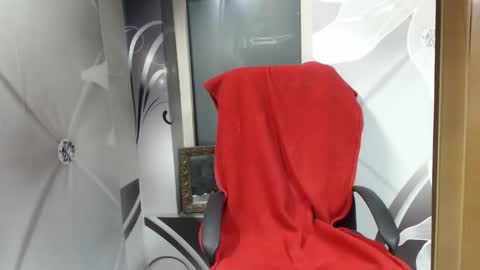 Snapshot of deepintoyourmind chatting on 05-10-26, 03:12 hi guys i m a cute milf i m here for good time and nice people pls be respectfool and enjoy me online show from 05-10-26, 03:12