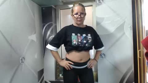 Snapshot of deepintoyourmind chatting on 05-29-26, 05:38 hi guys i m a cute milf i m here for good time and nice people pls be respectfool and enjoy me online show from 05-29-26, 05:38