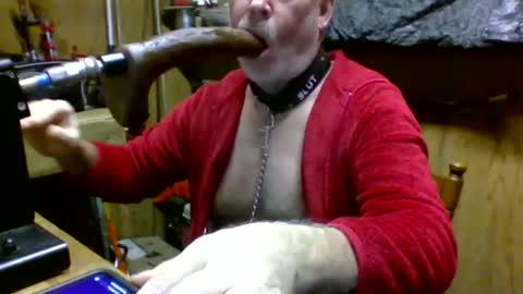 Snapshot of deepthroat227 chatting on 12-31-24, 06:57 Deepthroat My Big Dildos online show from 12-31-24, 06:57