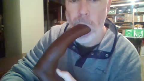 Snapshot of deepthroat227 chatting on 02-09-25, 01:56 Deepthroat My Big Dildos online show from 02-09-25, 01:56