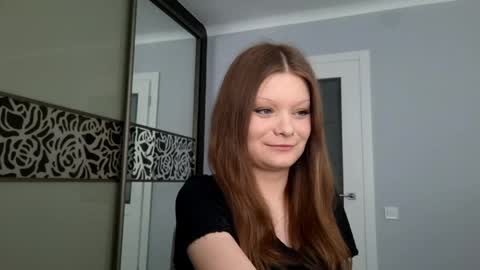 Snapshot of deettabinker chatting on 03-30-26, 08:37 Camila online show from 03-30-26, 08:37