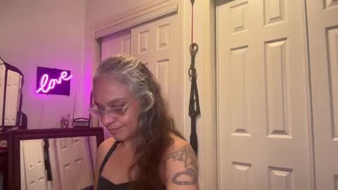 Snapshot of degeneratesaint chatting on 10-01-25, 12:27 Tori online show from 10-01-25, 12:27