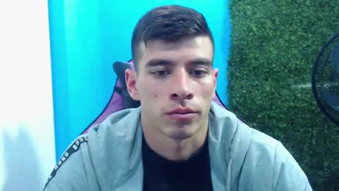 Snapshot of deiby_baby chatting on 12-31-24, 01:47 DEIBY online show from 12-31-24, 01:47