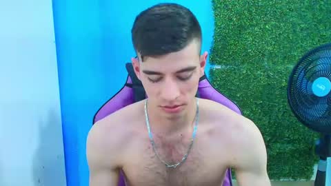 Snapshot of deiby_baby chatting on 02-16-25, 02:20 DEIBY online show from 02-16-25, 02:20