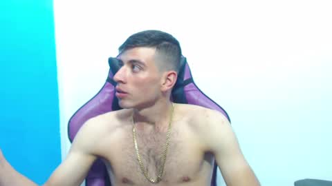 Snapshot of deiby_baby chatting on 03-04-25, 11:43 DEIBY online show from 03-04-25, 11:43