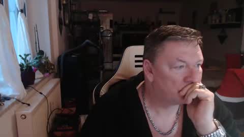 Snapshot of deinprinz2312 chatting on 12-09-24, 07:17 deinprinz2312 online show from 12-09-24, 07:17