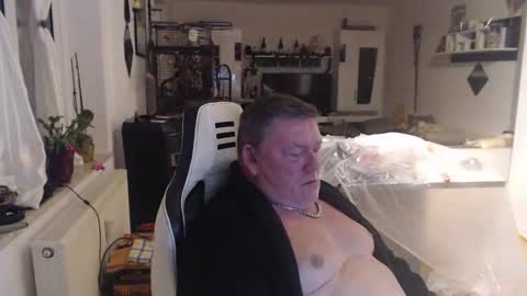 Snapshot of deinprinz2312 chatting on 12-10-24, 06:11 deinprinz2312 online show from 12-10-24, 06:11