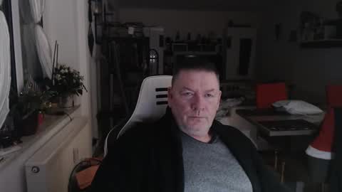 Snapshot of deinprinz2312 chatting on 01-03-25, 05:28 deinprinz2312 online show from 01-03-25, 05:28