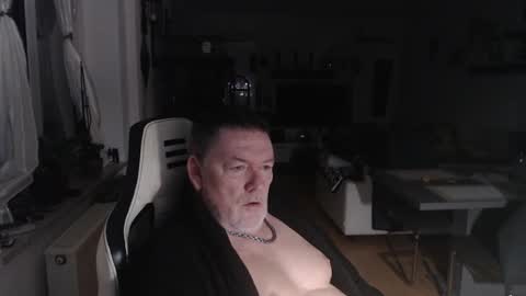 Snapshot of deinprinz2312 chatting on 01-19-25, 06:20 deinprinz2312 online show from 01-19-25, 06:20