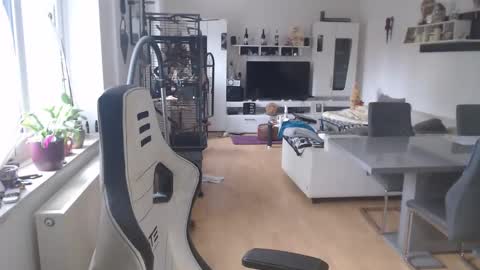 Snapshot of deinprinz2312 chatting on 03-12-25, 10:48 deinprinz2312 online show from 03-12-25, 10:48