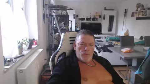 Snapshot of deinprinz2312 chatting on 09-16-25, 05:08 deinprinz2312 online show from 09-16-25, 05:08