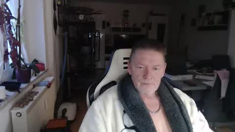 Snapshot of deinprinz2312 chatting on 12-05-25, 07:06 deinprinz2312 online show from 12-05-25, 07:06