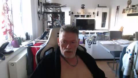 Snapshot of deinprinz2312 chatting on 03-04-26, 08:42 deinprinz2312 online show from 03-04-26, 08:42