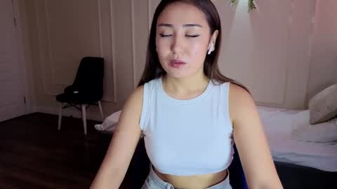 sexy bimbo little kitty asian misstress quen princes sexy girl you can just call me pleasure online show from 06-14-26, 06:04