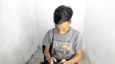 Snapshot of deivi_colins chatting on 10-09-25, 10:08 deivi_colins online show from 10-09-25, 10:08