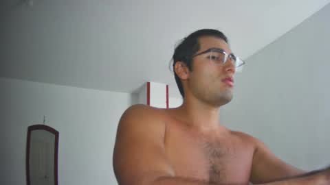 Snapshot of deividellobo chatting on 10-09-25, 09:24 deividellobo online show from 10-09-25, 09:24