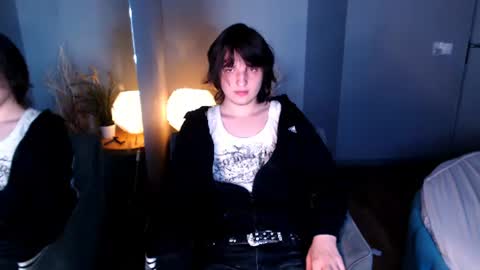 Alex online show from 06-10-26, 04:39