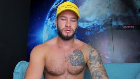 Delessandro online show from 04-04-26, 01:26