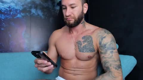 Snapshot of delessandro_world chatting on 06-07-26, 04:33 Delessandro online show from 06-07-26, 04:33