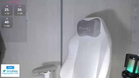 Snapshot of delgadopollon_1991 chatting on 09-25-25, 10:24 Mster X online show from 09-25-25, 10:24