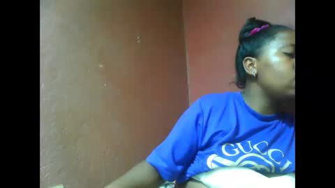 Snapshot of deliah712909 chatting on 01-02-25, 06:45 deliah712909 online show from 01-02-25, 06:45