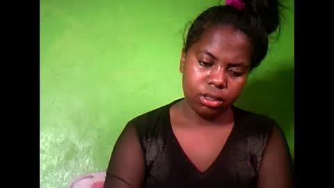 Snapshot of deliah712909 chatting on 02-06-25, 12:05 deliah712909 online show from 02-06-25, 12:05