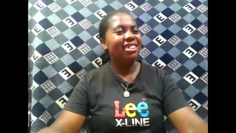 deliah712909 online show from 11-07-25, 06:24