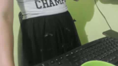 Snapshot of delicious_kitty4u chatting on 11-15-25, 04:14 delicious_kitty4u online show from 11-15-25, 04:14