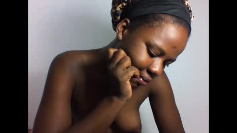 EVAH online show from 03-20-26, 10:42