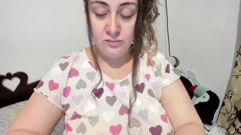 Snapshot of deliciousbutt chatting on 12-06-24, 01:55  Monica or Moni online show from 12-06-24, 01:55