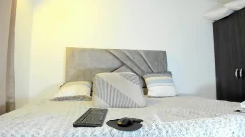 Snapshot of deliciouscocoa chatting on 02-07-26, 10:41 Jean paul and Salome online show from 02-07-26, 10:41