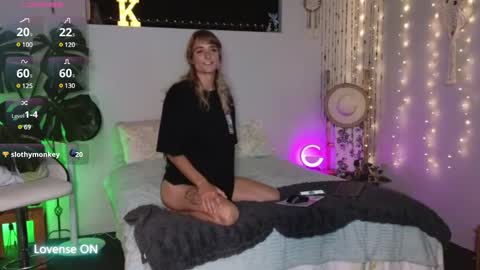 Kitty online show from 12-03-24, 06:17