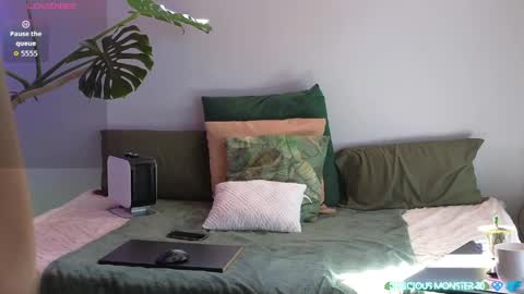 Kitty online show from 04-24-26, 08:50