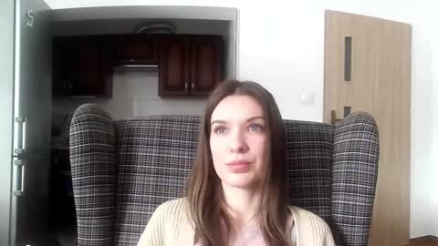 Aurora online show from 02-18-25, 11:00