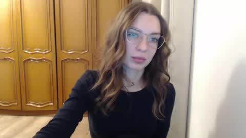 Aurora online show from 11-14-25, 06:45