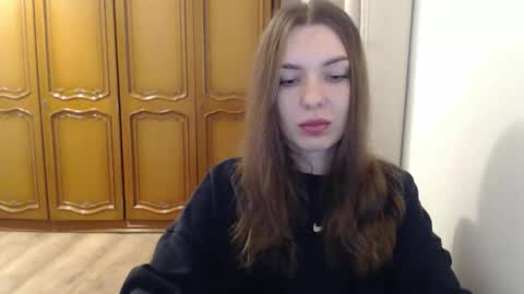 Aurora online show from 11-19-25, 06:46