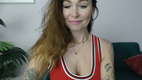 Snapshot of delilah_sweet chatting on 03-06-25, 02:51 delilah_sweet online show from 03-06-25, 02:51