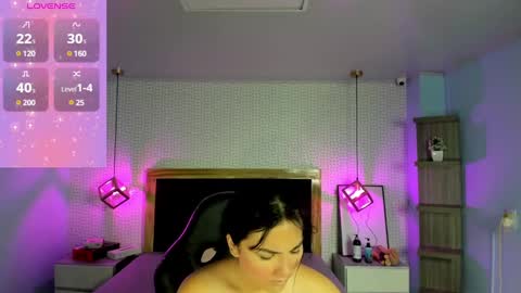 Snapshot of delilaquinn chatting on 03-05-25, 12:11 delilaquinn online show from 03-05-25, 12:11