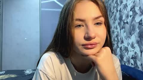 Lea online show from 12-19-25, 07:21