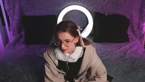 Snapshot of delisawobig chatting on 12-15-25, 04:22 Rochel online show from 12-15-25, 04:22