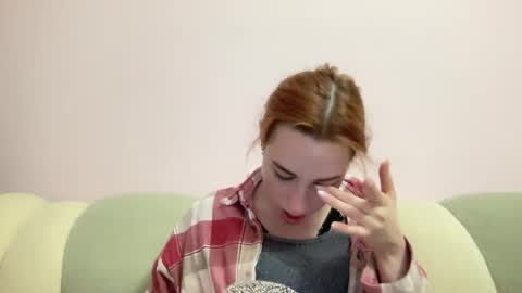 Delivery      online show from 01-08-25, 04:02