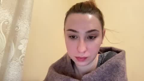 Delivery      online show from 03-27-26, 02:50