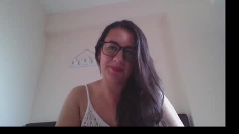 Snapshot of della_helena chatting on 09-27-25, 09:53 Della Helena online show from 09-27-25, 09:53