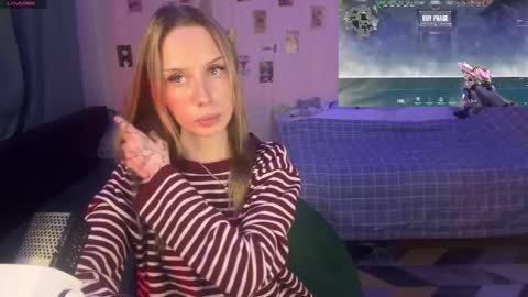 Snapshot of dellacampbell chatting on 04-29-26, 05:30 Della online show from 04-29-26, 05:30