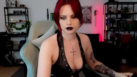 Snapshot of dellacrush_ chatting on 07-12-26, 05:26 dellacrush_ online show from 07-12-26, 05:26